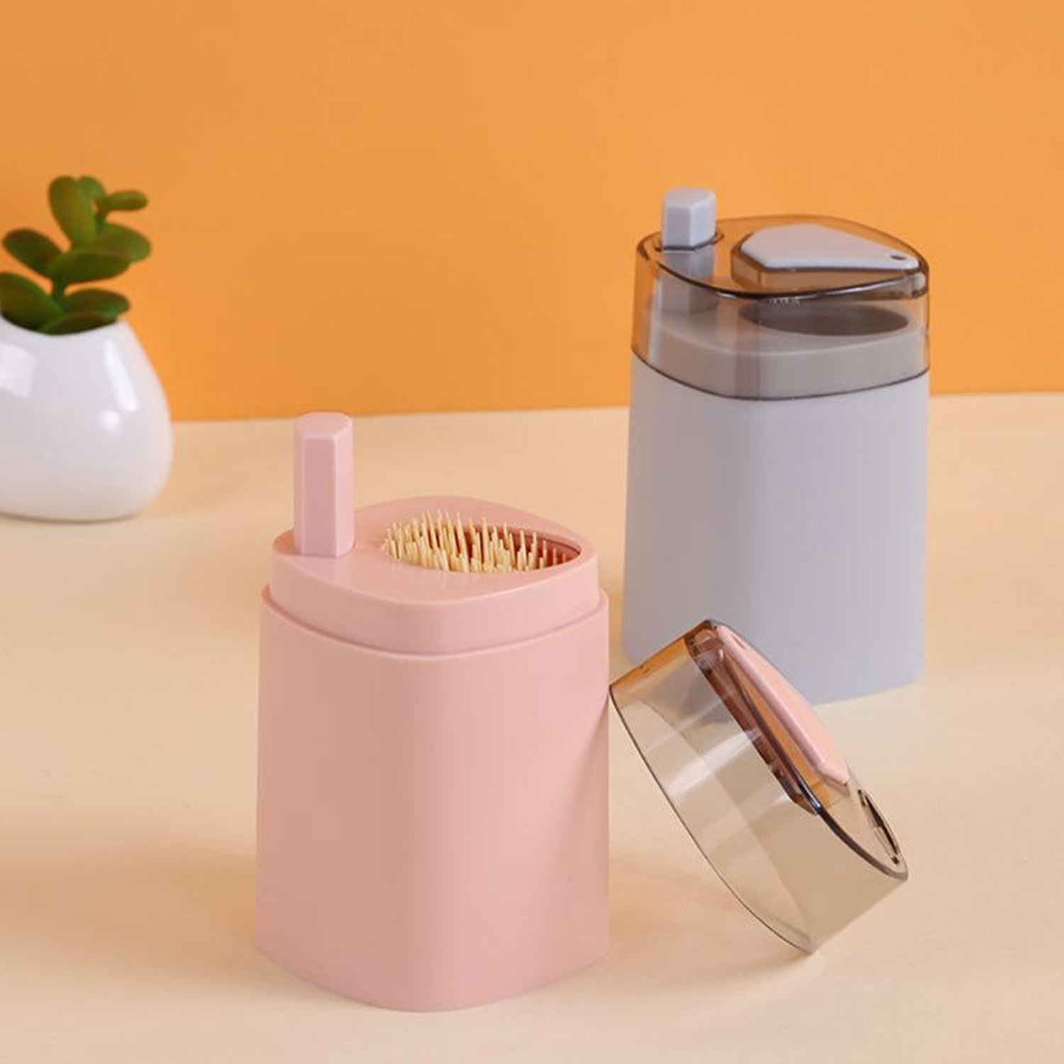 Toothpick dispenser with thickening container Toothpick dispenser with thickening container